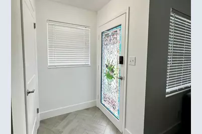 17734 1st Street E, Redington Shores, FL 33708 - Photo 2