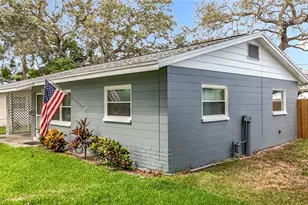 6251 2nd Ave S, Saint Petersburg, FL 33707 - Photo 6