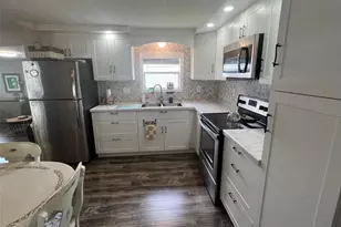 11300 124th Ave, Largo, FL 33778 - Photo 10