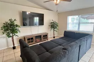 331 Marquee Dr, Kissimmee, FL 34758 - Photo 4