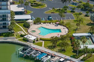 7600 Sun Island Dr S, South Pasadena, FL 33707 - Photo 68