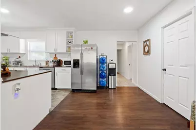 2010 Lee Drive, Valrico, FL 33594 - Photo 8