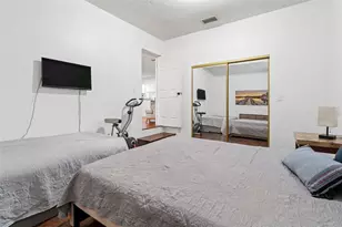 2010 Lee Dr, Valrico, FL 33594 - Photo 18