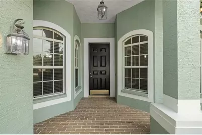 10136 Kingsbridge Avenue, Tampa, FL 33626 - Photo 2