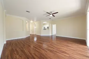 10136 Kingsbridge Ave, Tampa, FL 33626 - Photo 6