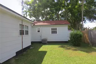 4641 41st Ave N, Saint Petersburg, FL 33714 - Photo 10