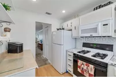 5357 81st Street N #23, Saint Petersburg, FL 33709 - Photo 4