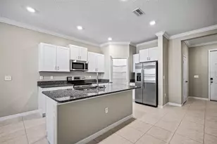 31945 Blue Passing Loop, Wesley Chapel, FL 33545 - Photo 4