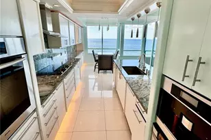 1520 Gulf Blvd, Clearwater Beach, FL 33767 - Photo 16