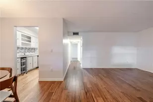 1708 Belleair Forest Dr, Belleair, FL 33756 - Photo 12