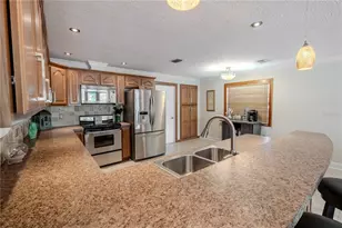 44 Cypress Dr, Palm Harbor, FL 34684 - Photo 12