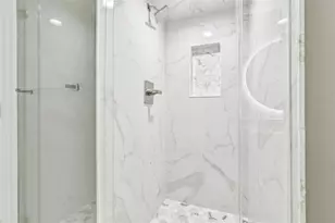 3155 Lake Ellen Dr, Tampa, FL 33618 - Photo 30