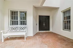 3155 Lake Ellen Dr, Tampa, FL 33618 - Photo 6