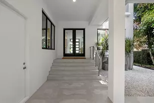 720 16th Ave NE, Saint Petersburg, FL 33704 - Photo 52