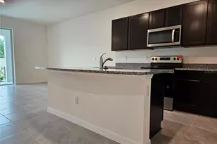 11115 Crescent Deer Dr, Land O Lakes, FL 34638 - Photo 8