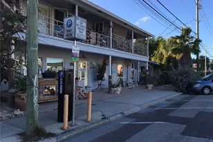 628 Mandalay Ave, Clearwater Beach, FL 33767 - Photo 4