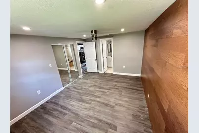 2301 Trelain Drive S, Saint Petersburg, FL 33712 - Photo 8