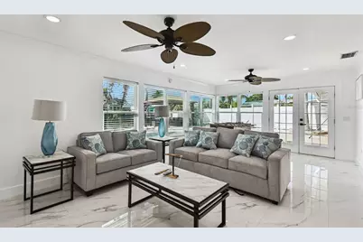 8708 Thornwood Lane, Tampa, FL 33615 - Photo 18
