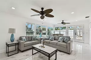 8708 Thornwood Ln, Tampa, FL 33615 - Photo 18