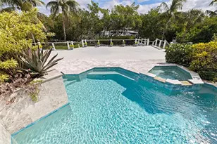 6152 52nd St S, Saint Petersburg, FL 33715 - Photo 60