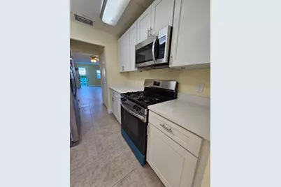 5940 30th Avenue S #106, Gulfport, FL 33707 - Photo 12