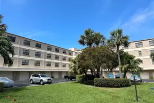 12500 Capri Cir N, Treasure Island, FL 33706 - Photo 2