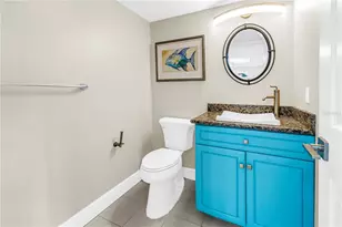 2775 Kipps Colony Dr S, Saint Petersburg, FL 33707 - Photo 30