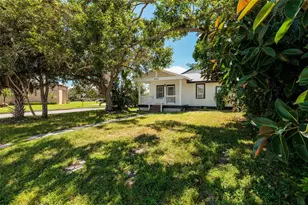 4300 14th Ave N, Saint Petersburg, FL 33713 - Photo 2