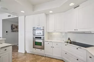 5823 Bowen Daniel Dr, Tampa, FL 33616 - Photo 8