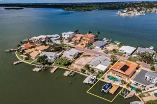16108 6th St E, Redington Beach, FL 33708 - Photo 12