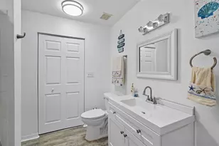 9604 Lake Chase Island Way, Tampa, FL 33626 - Photo 10