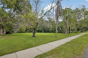 5208 E 122nd Ave, Temple Terrace, FL 33617 - Photo 4