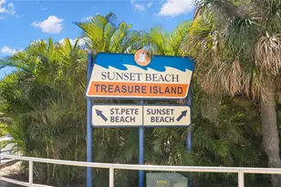 8575 Sunset Ct, Treasure Island, FL 33706 - Photo 38