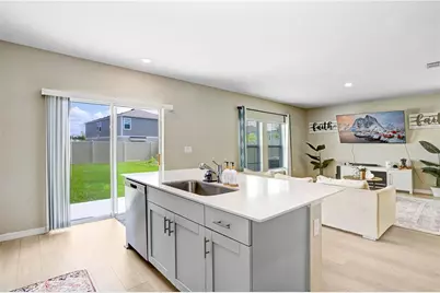 7704 Twin Leaf Terrace, Parrish, FL 34219 - Photo 8