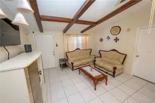 9120 Sandcroft Ct, Tampa, FL 33615 - Photo 14