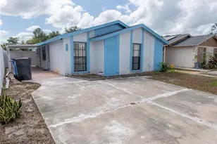 9120 Sandcroft Ct, Tampa, FL 33615 - Photo 4