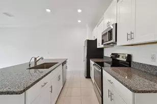 9653 Ashworth Pl, Land O Lakes, FL 34637 - Photo 10