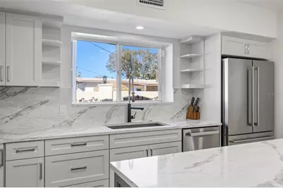 7100 Park Street S, Saint Petersburg, FL 33707 - Photo 12
