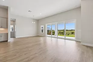 10303 Surrey Rose Dr, San Antonio, FL 33576 - Photo 14