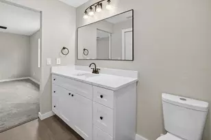 423 Forest Oak Dr, Seffner, FL 33584 - Photo 48