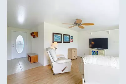 651 Village Boulevard, Frostproof, FL 33843 - Photo 6