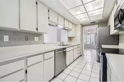 1905 Horseshoe Drive, Plant City, FL 33566 - Photo 14