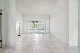 1905 Horseshoe Dr, Plant City, FL 33566 - Photo 6