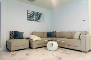 12107 Barnsley Reserve Pl, Gibsonton, FL 33534 - Photo 4