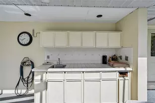 2824 Summervale Dr, Holiday, FL 34691 - Photo 36