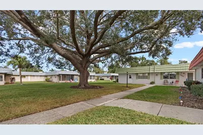 1802 Bedford Lane #2, Sun City Center, FL 33573 - Photo 2