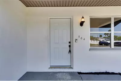 564 Florida Circle S, Apollo Beach, FL 33572 - Photo 6