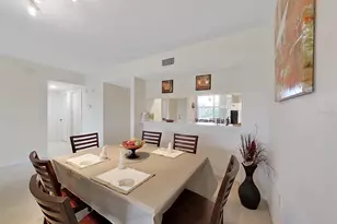 1200 Country Club Dr, Largo, FL 33771 - Photo 10