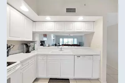 1200 Country Club Drive #6204, Largo, FL 33771 - Photo 8