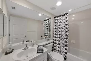 1200 Country Club Dr, Largo, FL 33771 - Photo 16